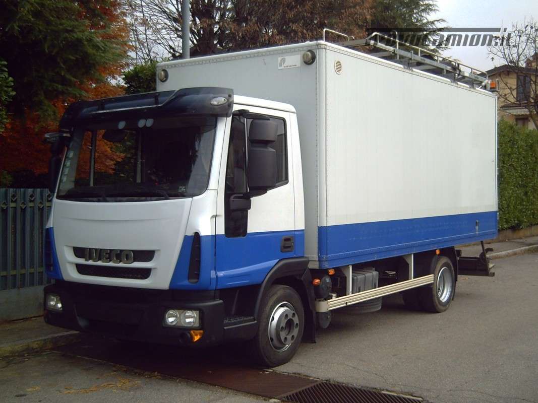 Iveco Eurocargo 90E18 furgone