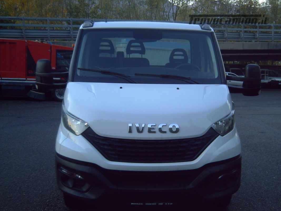 IVECO DAILY 35C18  Machineryscanner