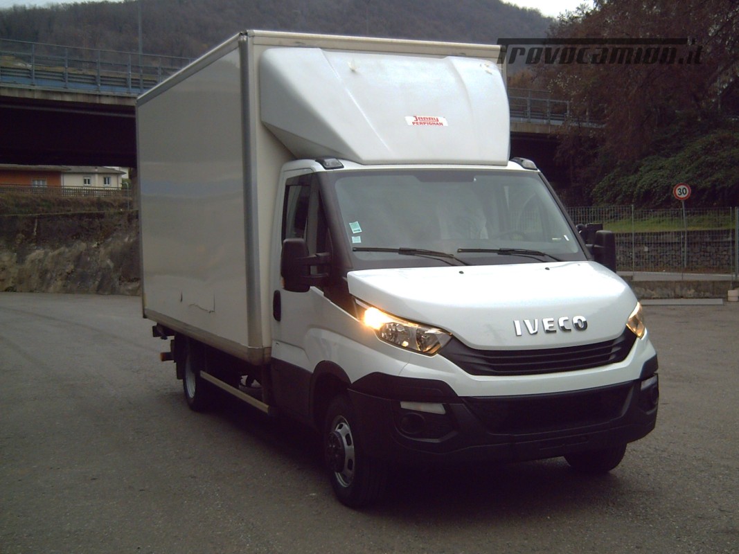 Iveco Daily 35C16  Machineryscanner