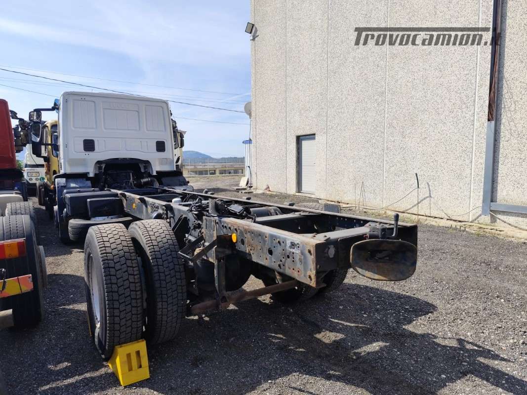 EUROCARGO CUBE 180E30  Machineryscanner
