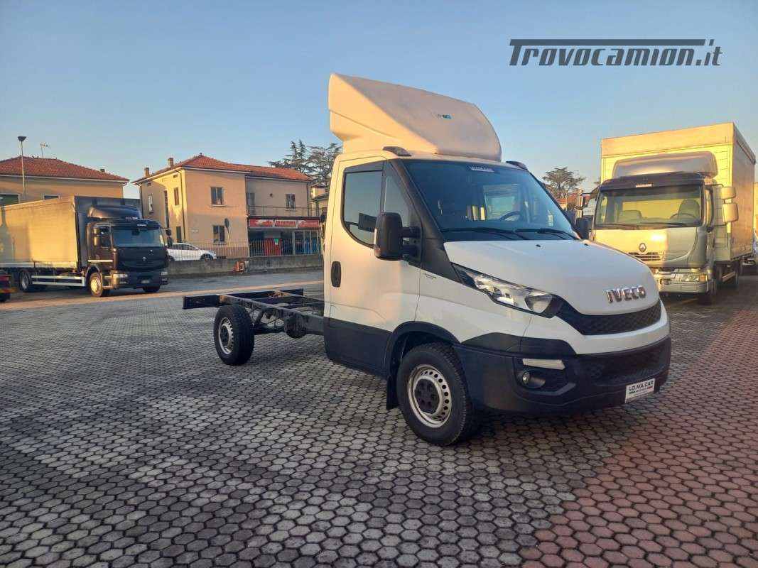 IVECO DAILY 35S15  Machineryscanner