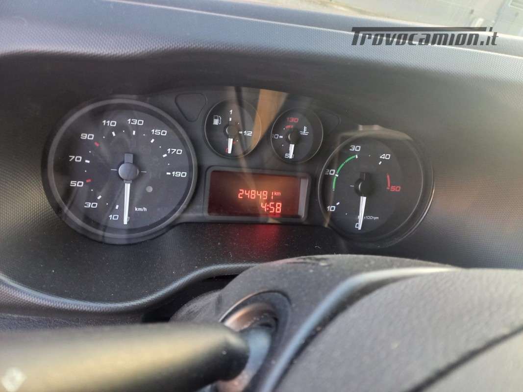 IVECO DAILY 35S15  Machineryscanner
