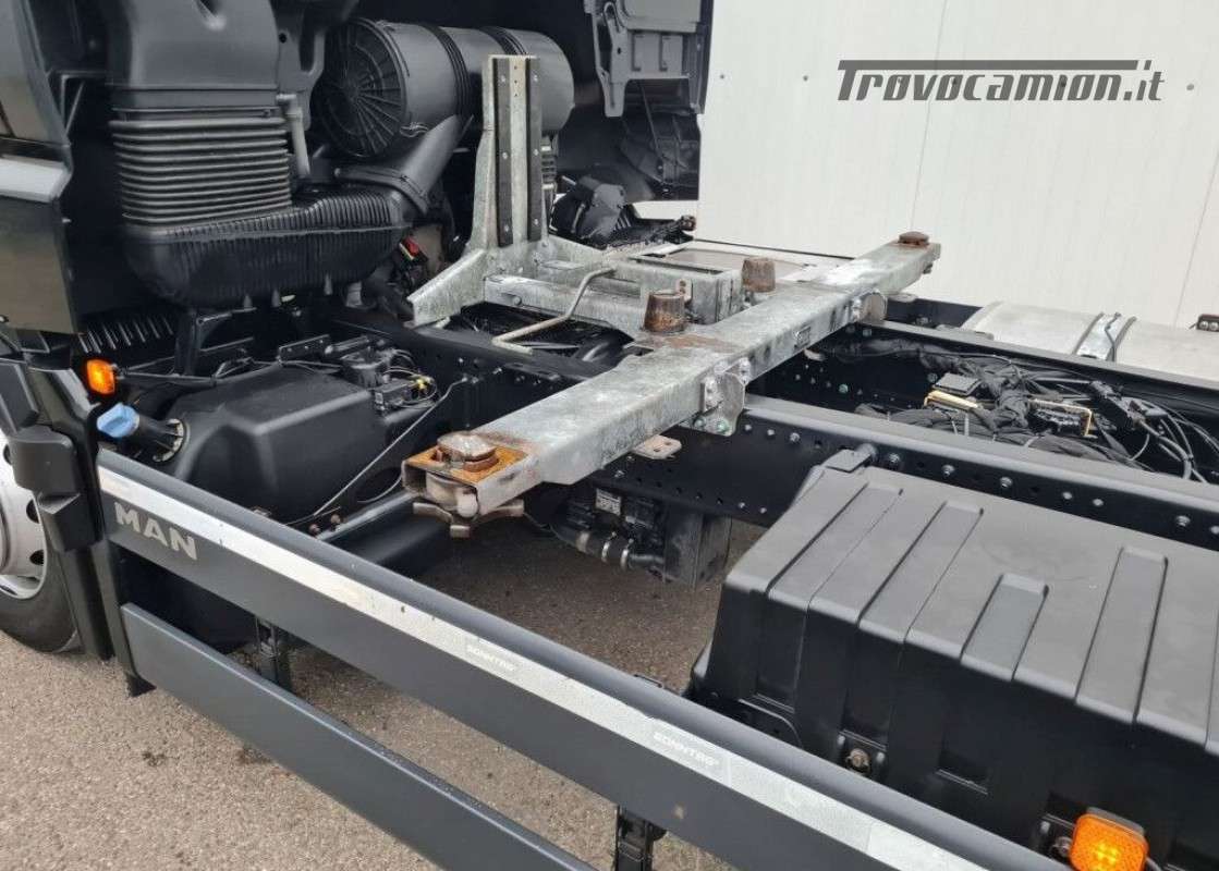 TGX 26.470 MOTRICE A TELAIO ID.24112902  Machineryscanner