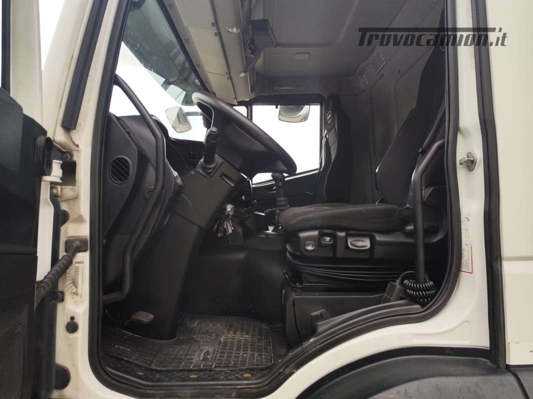 STRALIS AD 260S31 Y/P  Machineryscanner