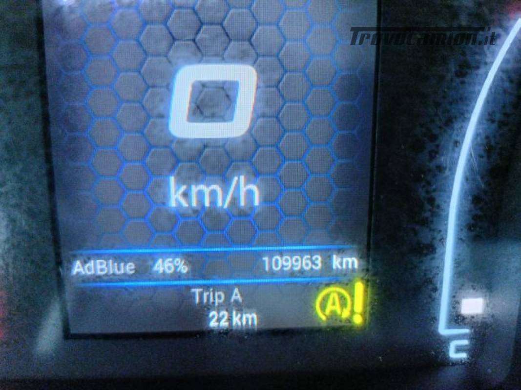 DAILY  35C12 RIBALTABILE CASSETTA PORTA ATTREZZI  Machineryscanner