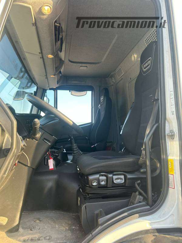 STRALIS AD 260S31 XP  Machineryscanner