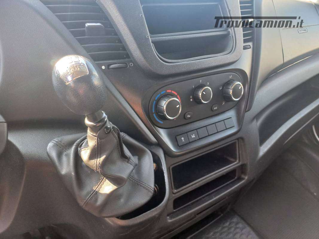 IVECO DAILY 35S15  Machineryscanner