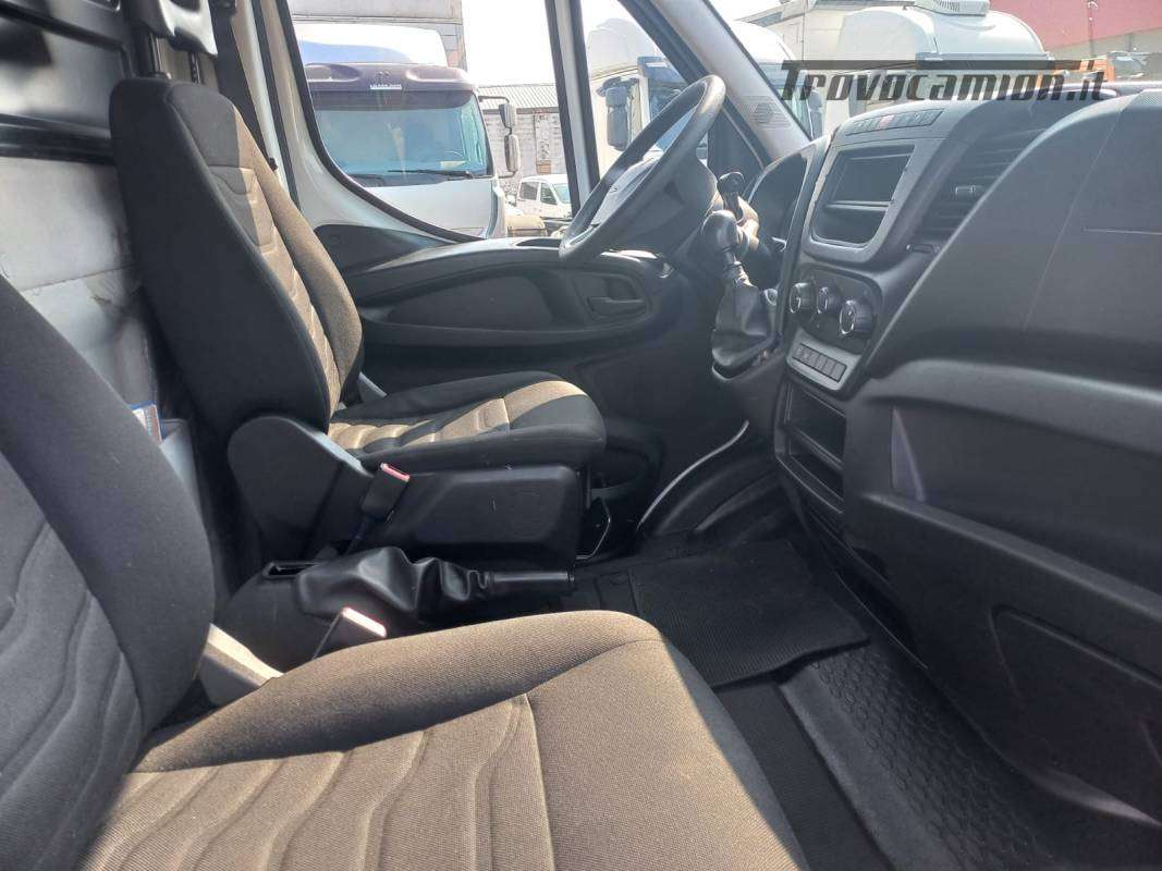 IVECO DAILY 35S15  Machineryscanner