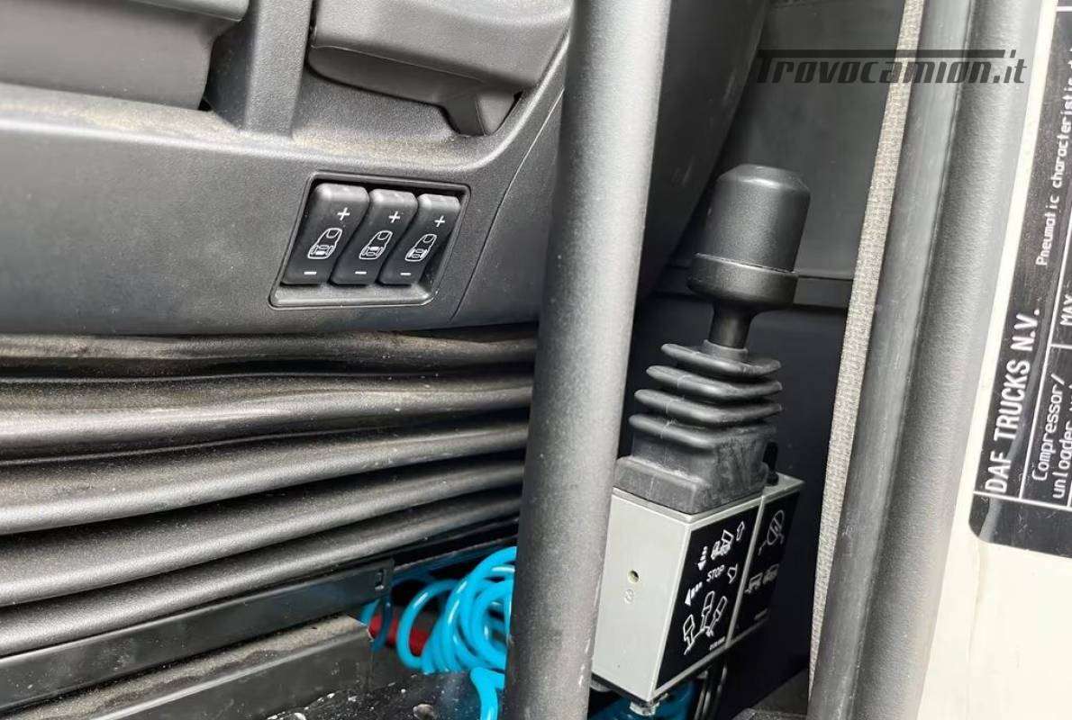 XF 480 RIBALTABILE   RIMORCHIO RIBALTABILE 2021 6X2  Machineryscanner